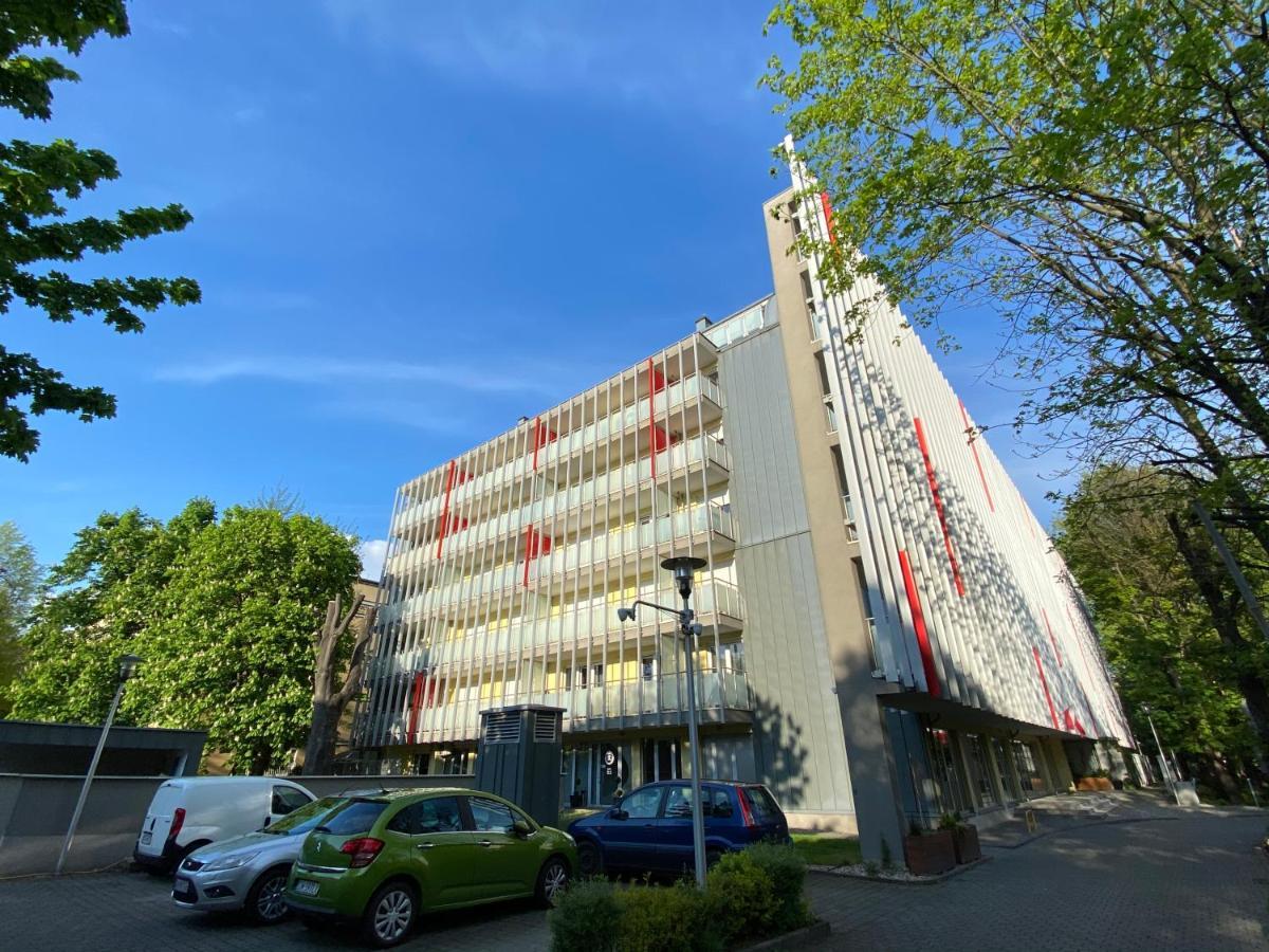 Aravel Suites Wrocław Eksteriør billede