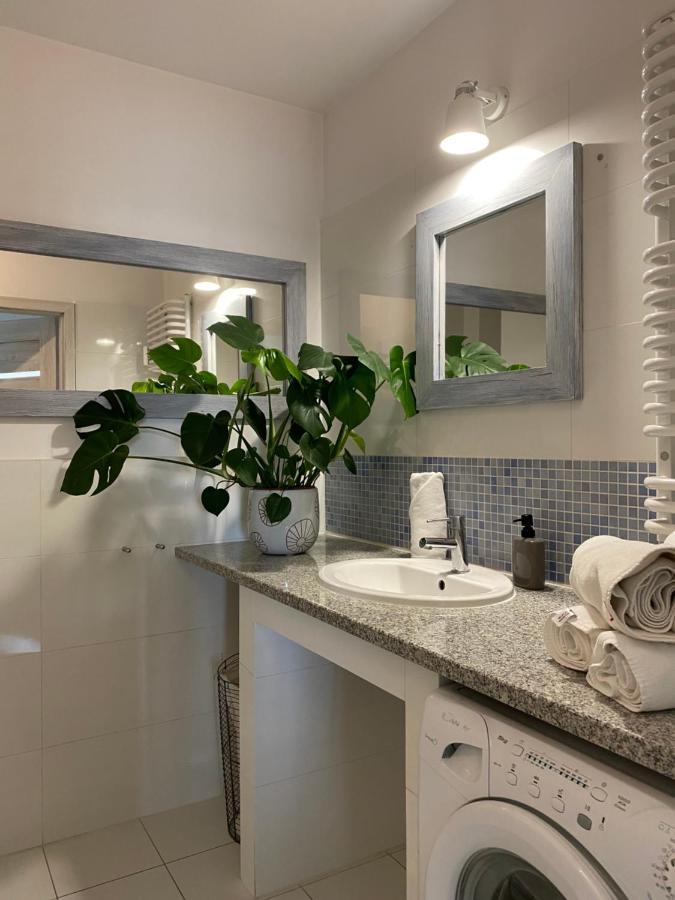Aravel Suites Wrocław Eksteriør billede