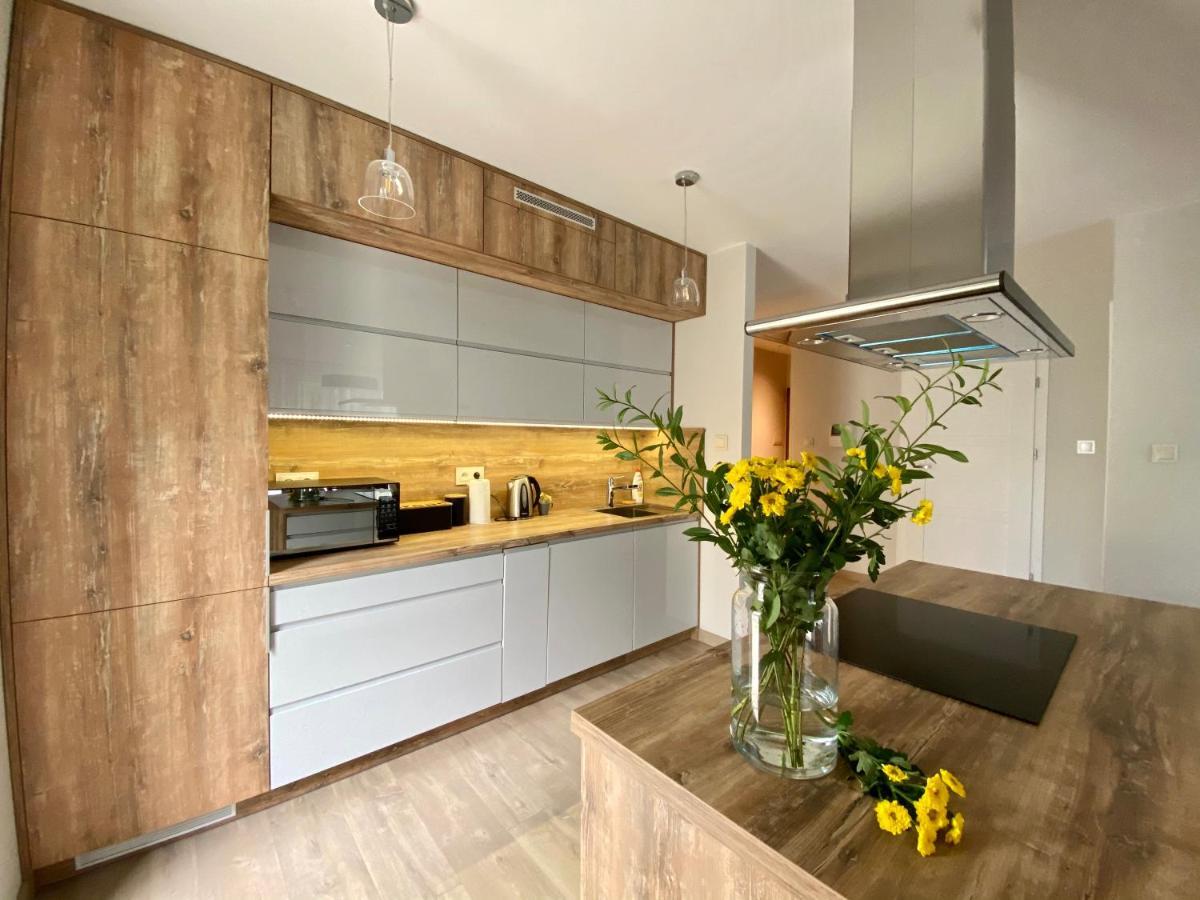 Aravel Suites Wrocław Eksteriør billede